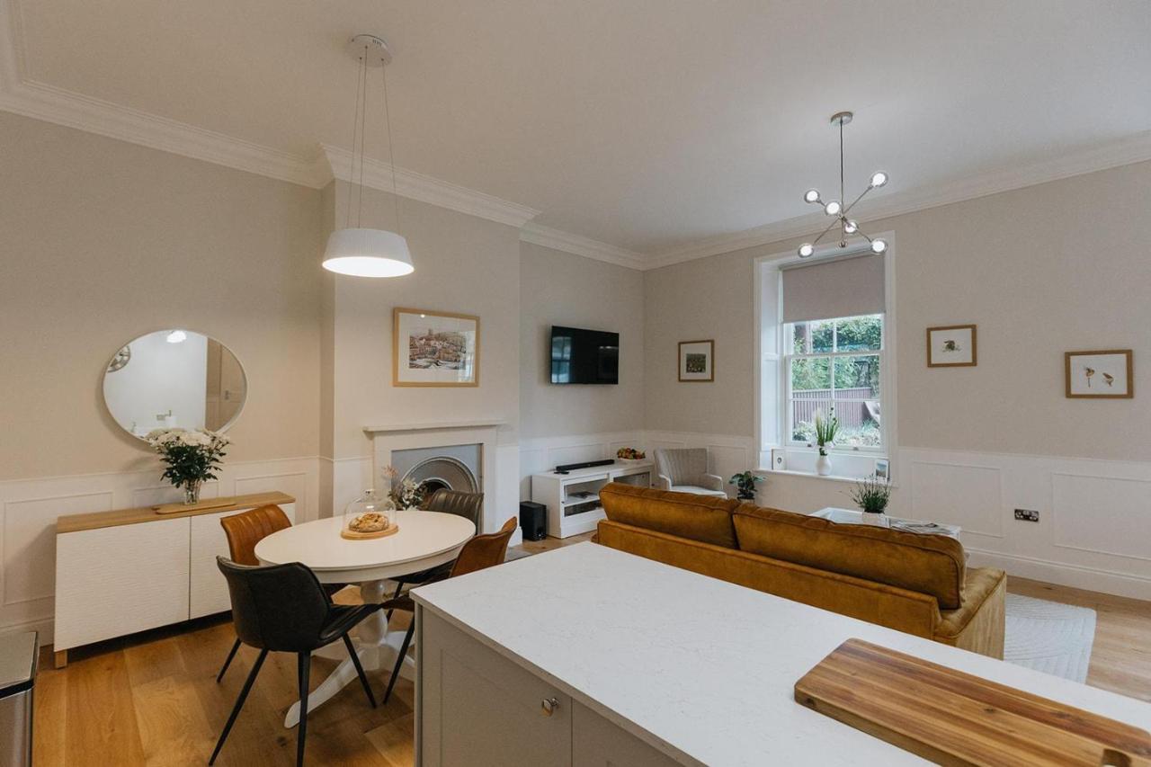 Wensleydale, Old School Rooms - Ground Floor Luxury Apartment In Richmond, North Yorkshire Richmond  Exterior foto